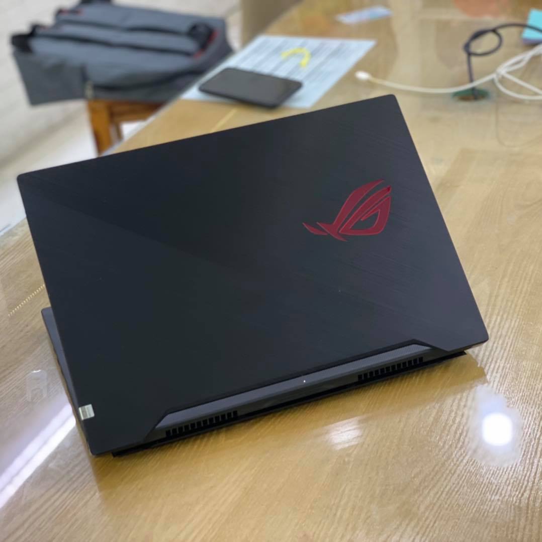 Laptop Asus ROG Zephyrus S GX502GV-ES018-9.jpeg